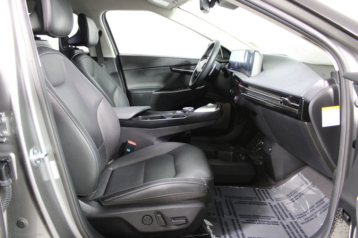 Used 2024 Kia EV6 Wind w/ Wind Technology Package RWD image 12