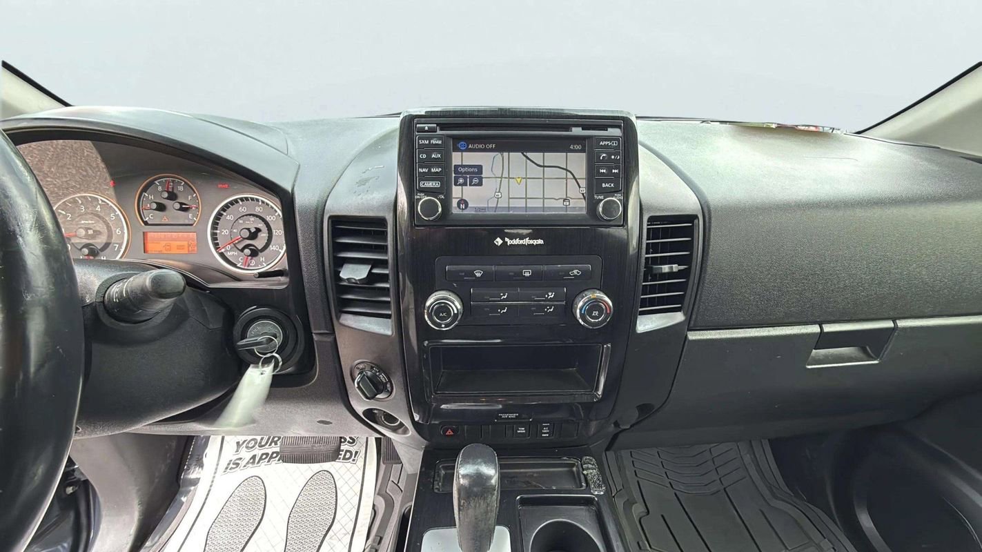 Used 2015 Nissan Titan SV w/ SV Value Truck Package image 9