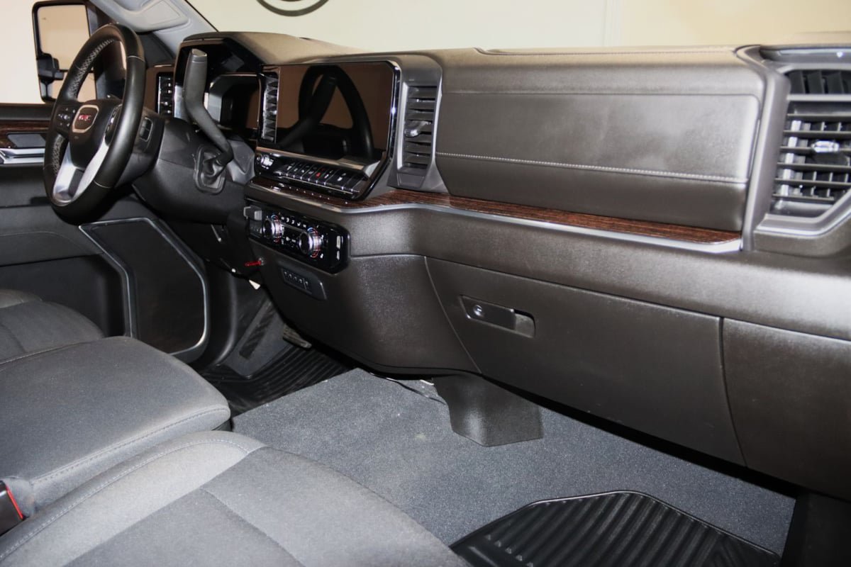 Used 2026 GMC Sierra 3500 SLE w/ SLE Value Package AWD/4WD image 69
