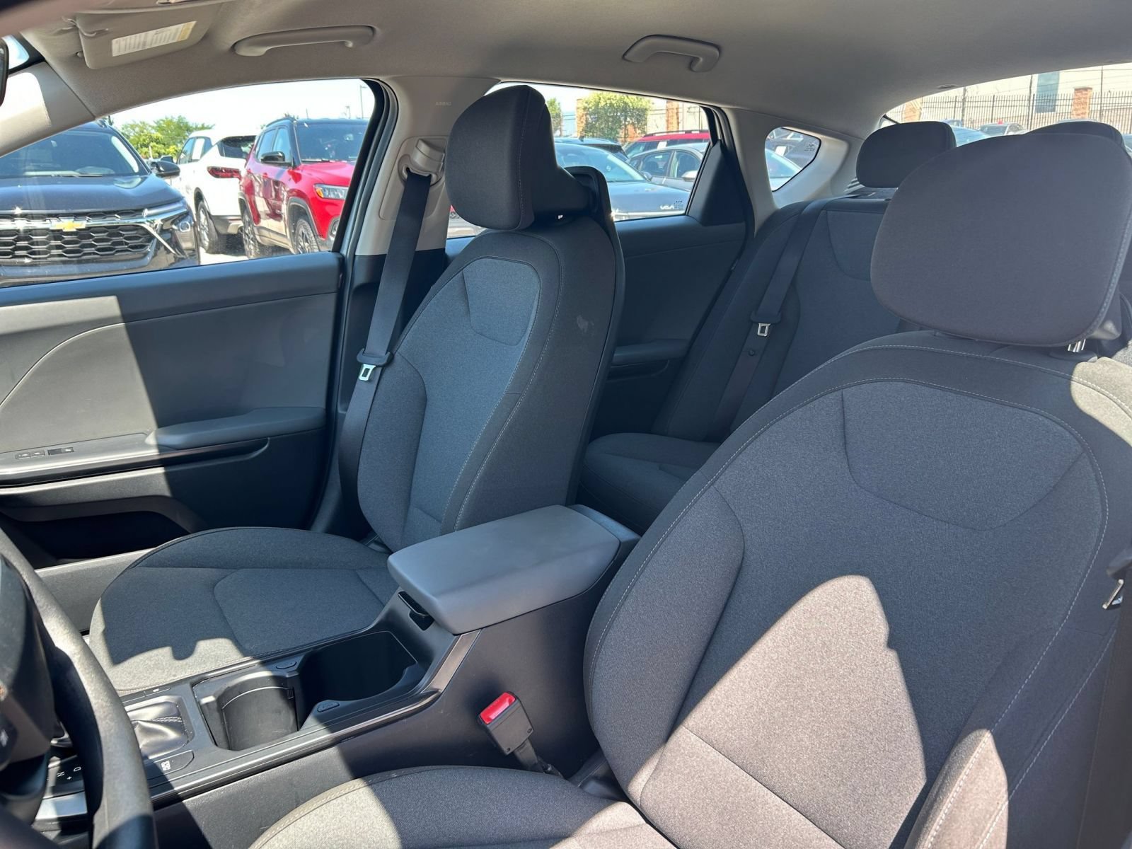 Used 2025 Kia K4 FWD image 30
