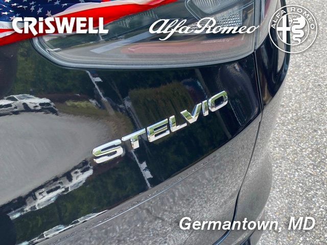 New 2025 Alfa Romeo Stelvio Sprint image 16