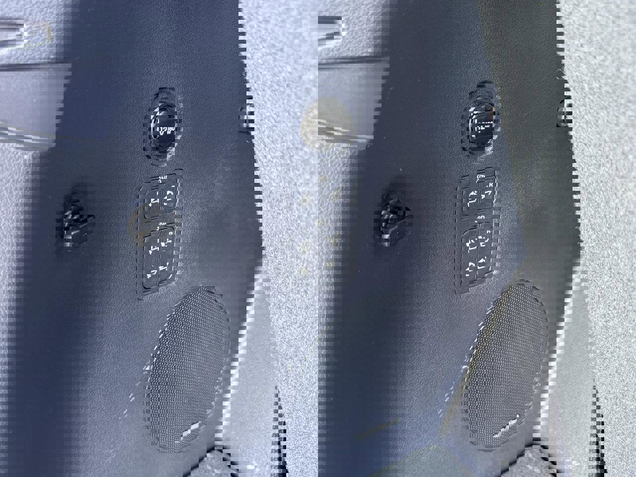 Used 2024 Hyundai Palisade Calligraphy image 26