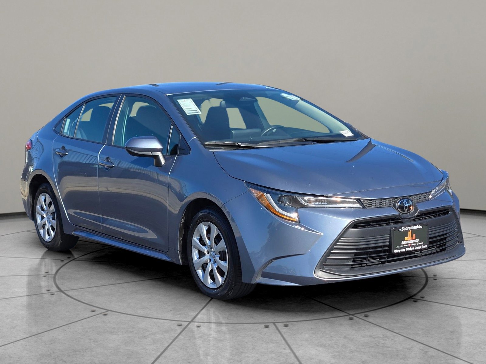 Used 2024 Toyota Corolla LE image 1