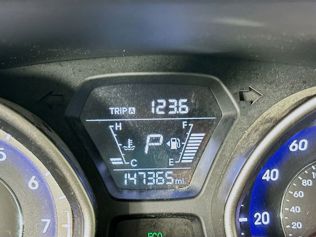 Used 2015 Hyundai Elantra SE image 17