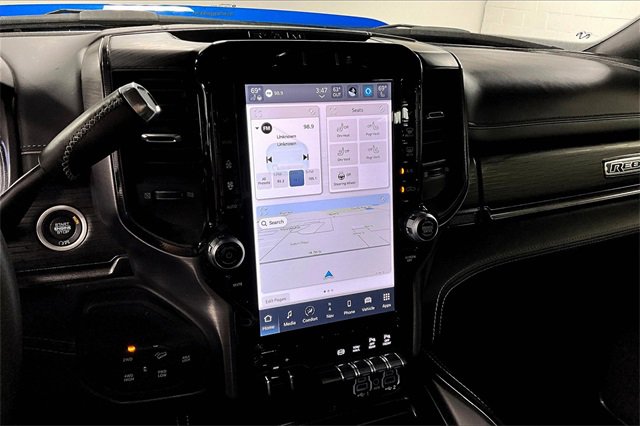 Used 2024 RAM 2500 Rebel w/ Towing Technology Group image 5