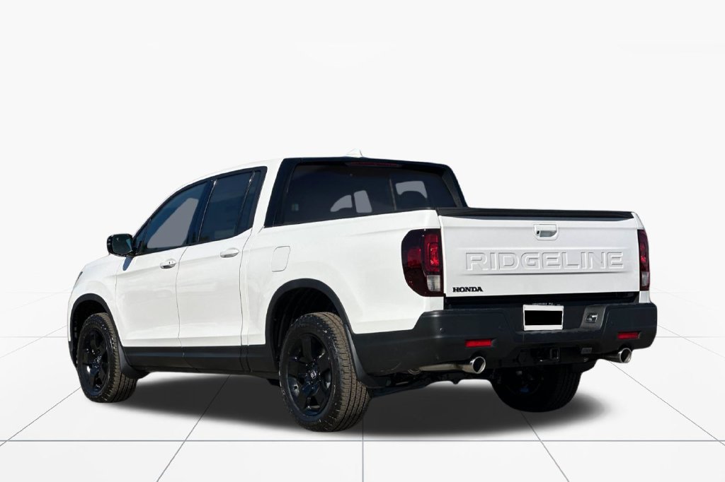New 2026 Honda Ridgeline Black Edition image 6