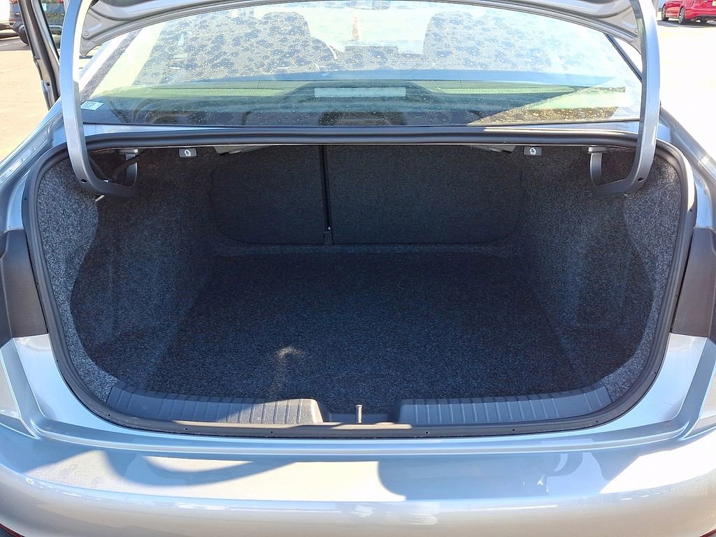 Used 2025 Volkswagen Jetta S image 29