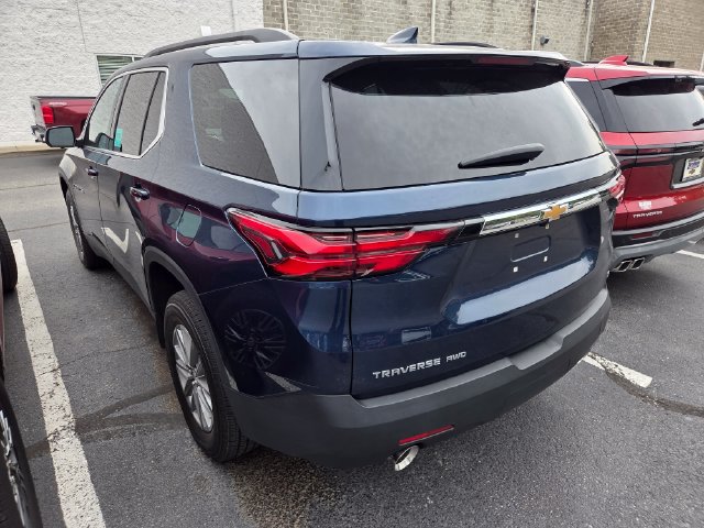 Used 2023 Chevrolet Traverse LT AWD/4WD image 7