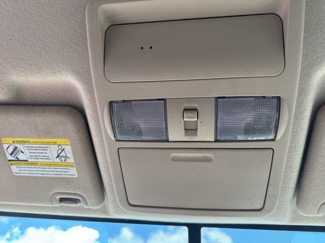 Used 2017 Nissan Frontier SV image 20