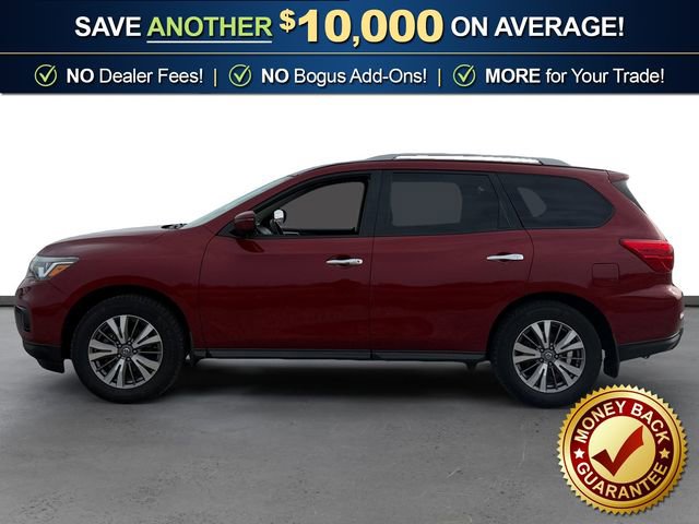 Used 2019 Nissan Pathfinder SV image 2
