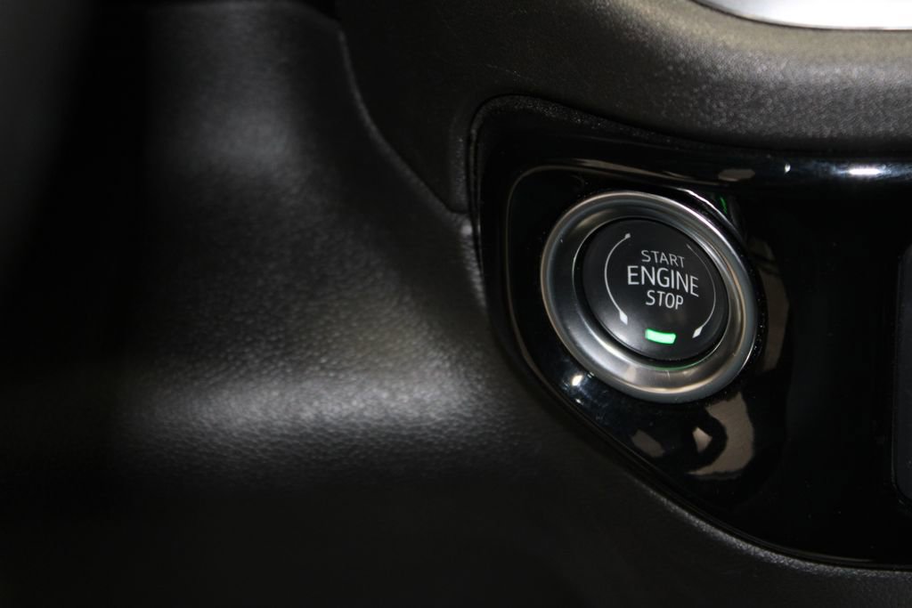 Used 2024 Chevrolet Silverado 3500 LT w/ Convenience Package image 44