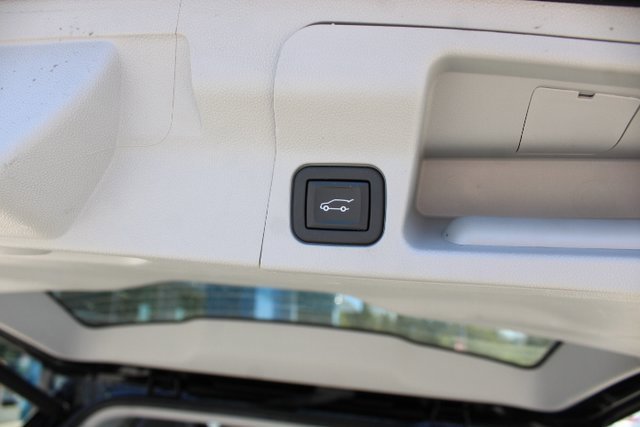 Certified 2023 GMC Acadia SLT image 20