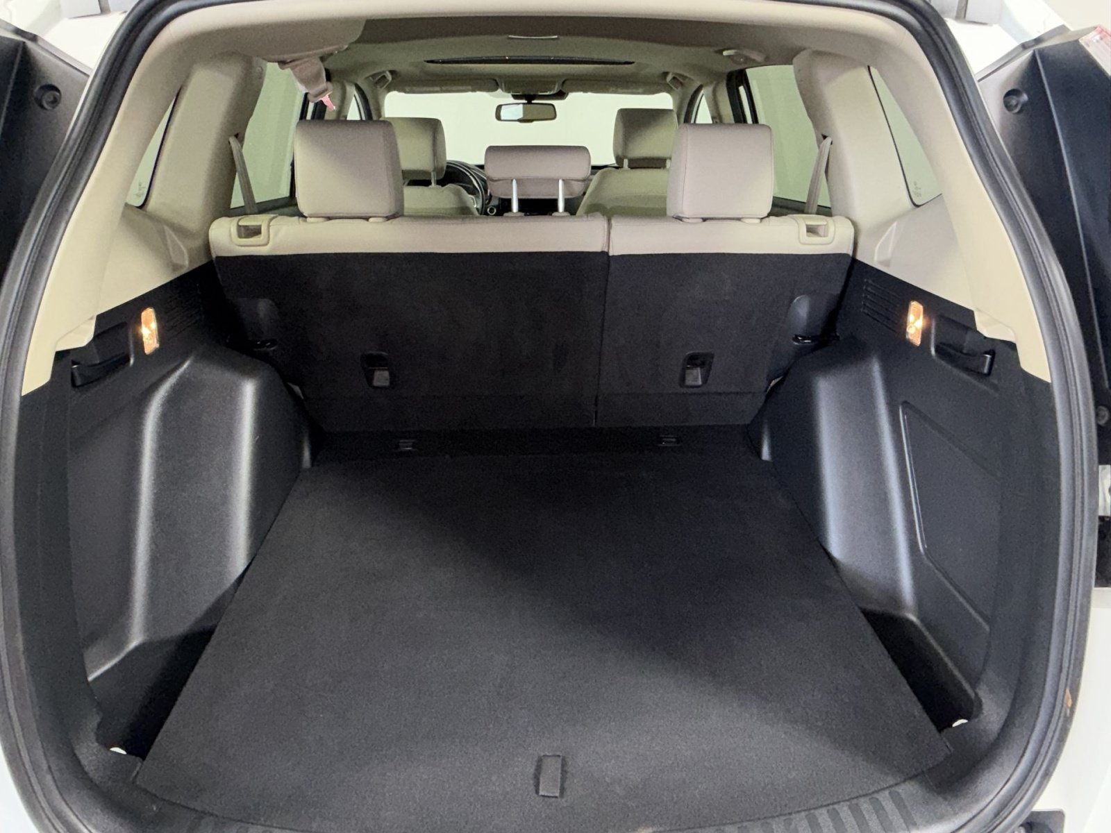 Used 2018 Honda CR-V Touring image 26