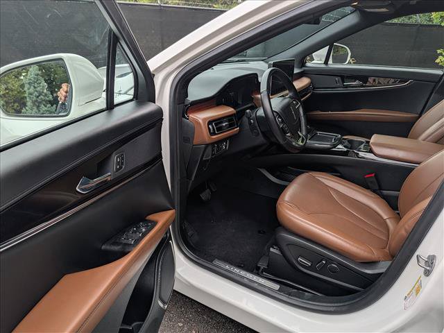 Used 2023 Lincoln Nautilus Reserve AWD/4WD image 27