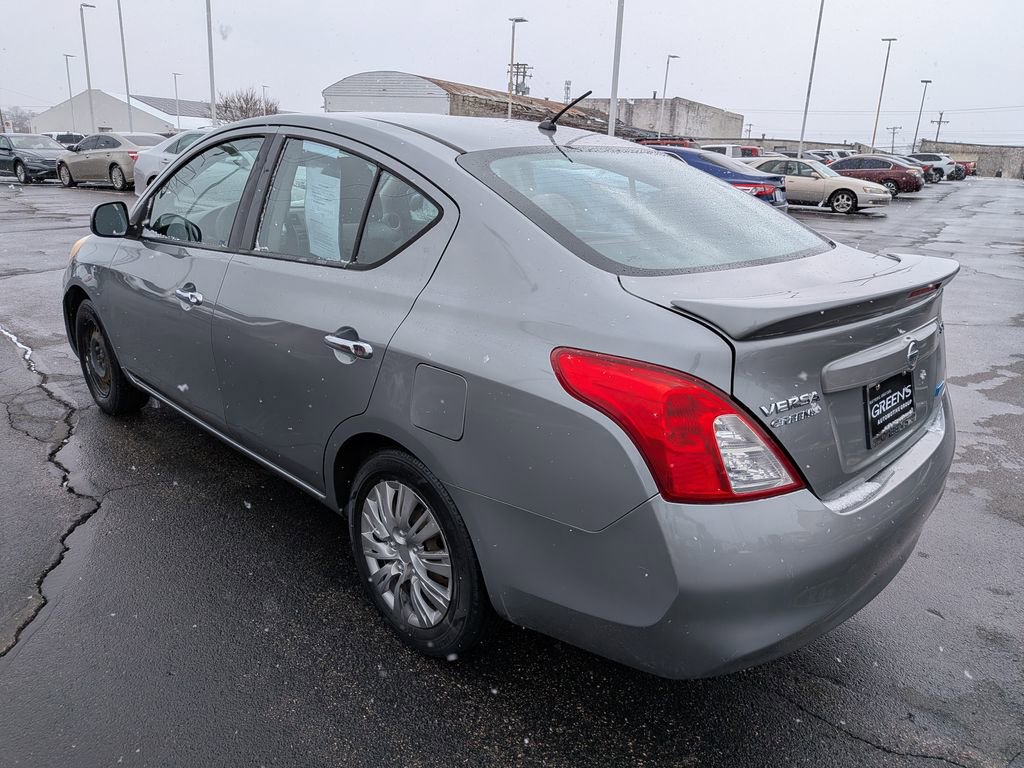 Used 2014 Nissan Versa SV image 6