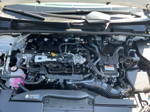 Used 2024 Toyota Prius XLE AWD/4WD image 14