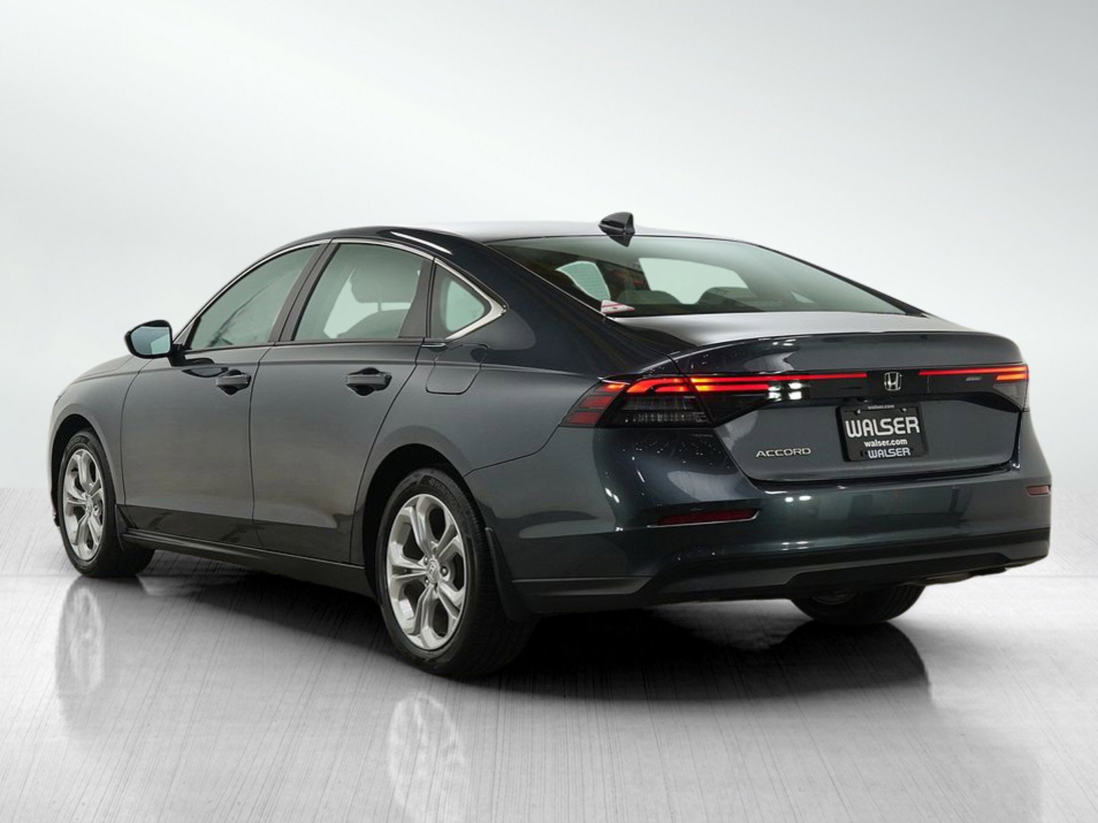 Used 2023 Honda Accord LX image 3