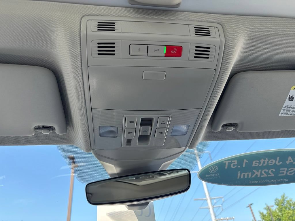 Used 2024 Volkswagen Jetta SE w/ Panoramic Sunroof Package FWD image 21