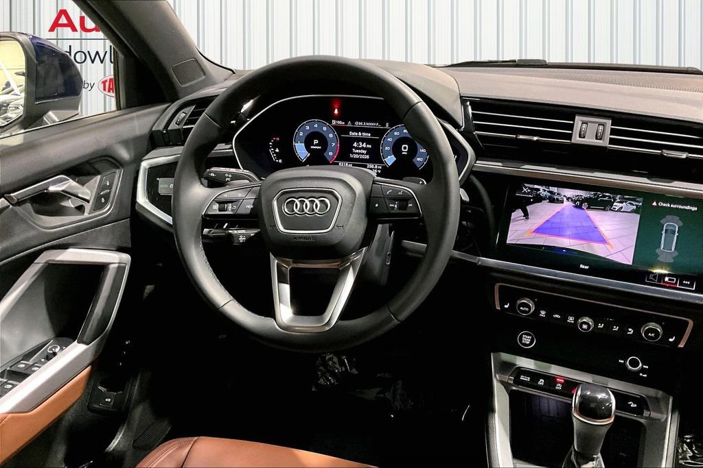 Certified 2025 Audi Q3 2.0T Premium w/ Convenience Package image 8
