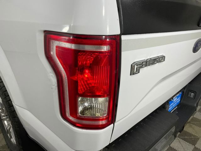 Used 2015 Ford F150 XLT w/ Equipment Group 302A Luxury image 19