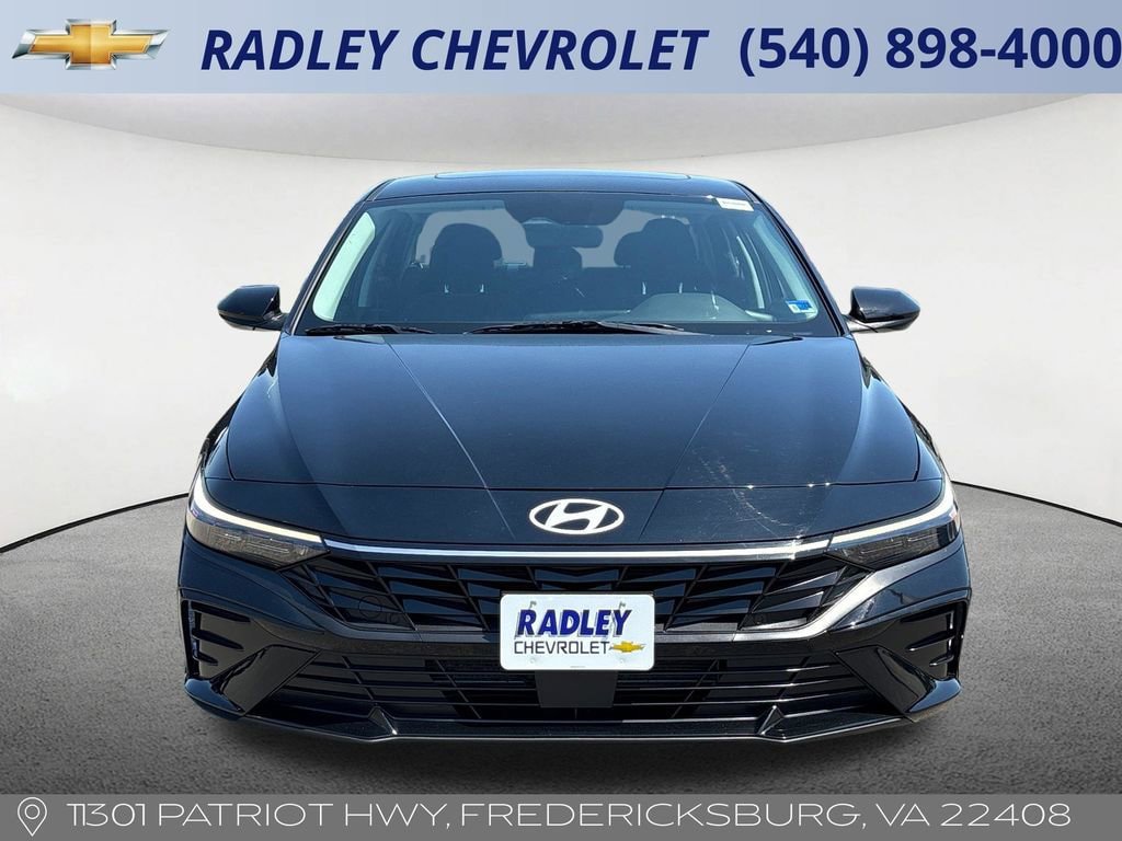 Used 2025 Hyundai Elantra SEL FWD image 22