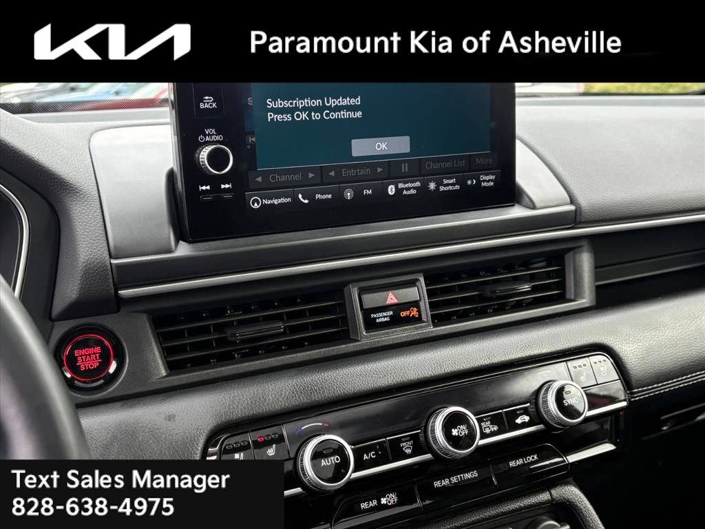 Used 2024 Honda Pilot Elite image 11