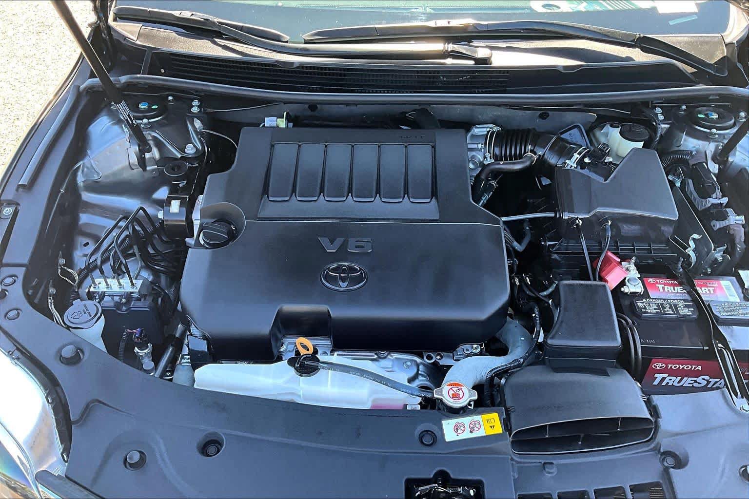 Used 2017 Toyota Avalon XLE w/ All Weather Liner Package FWD image 31