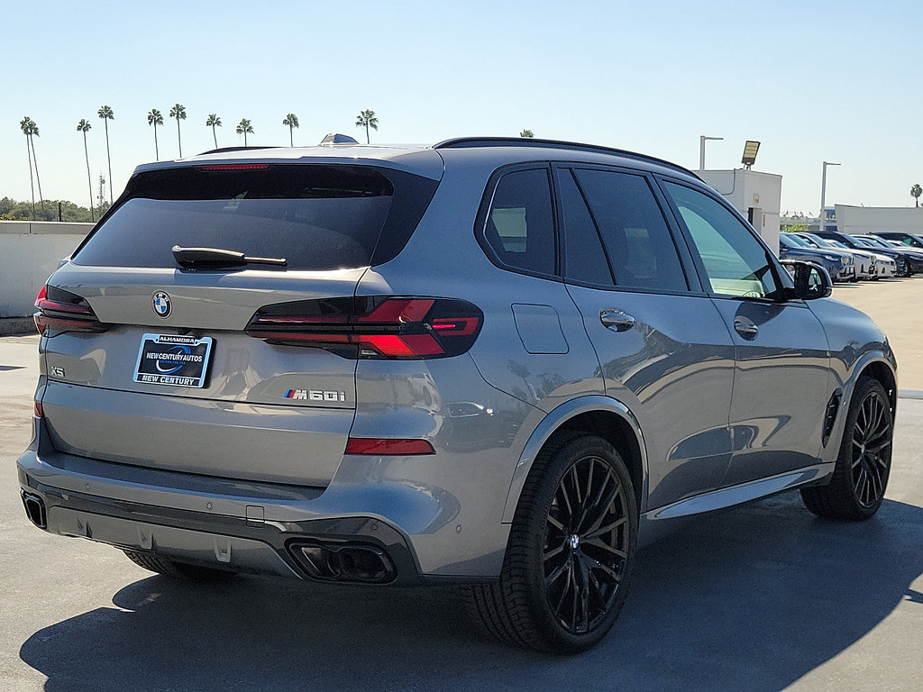 Used 2024 BMW X5 M60i w/ Climate Comfort Package AWD/4WD image 3
