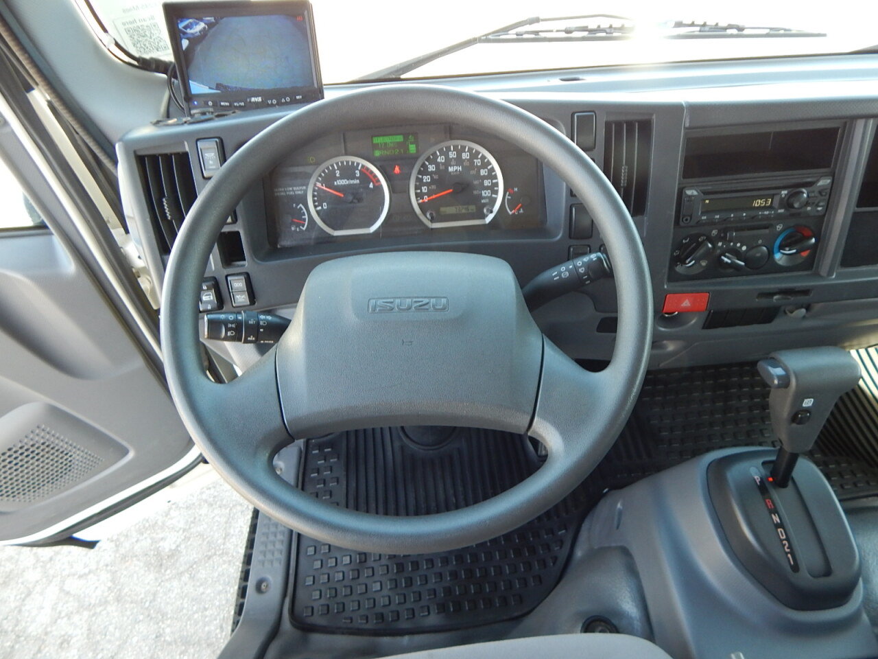 Used 2021 Isuzu NPR RWD image 23