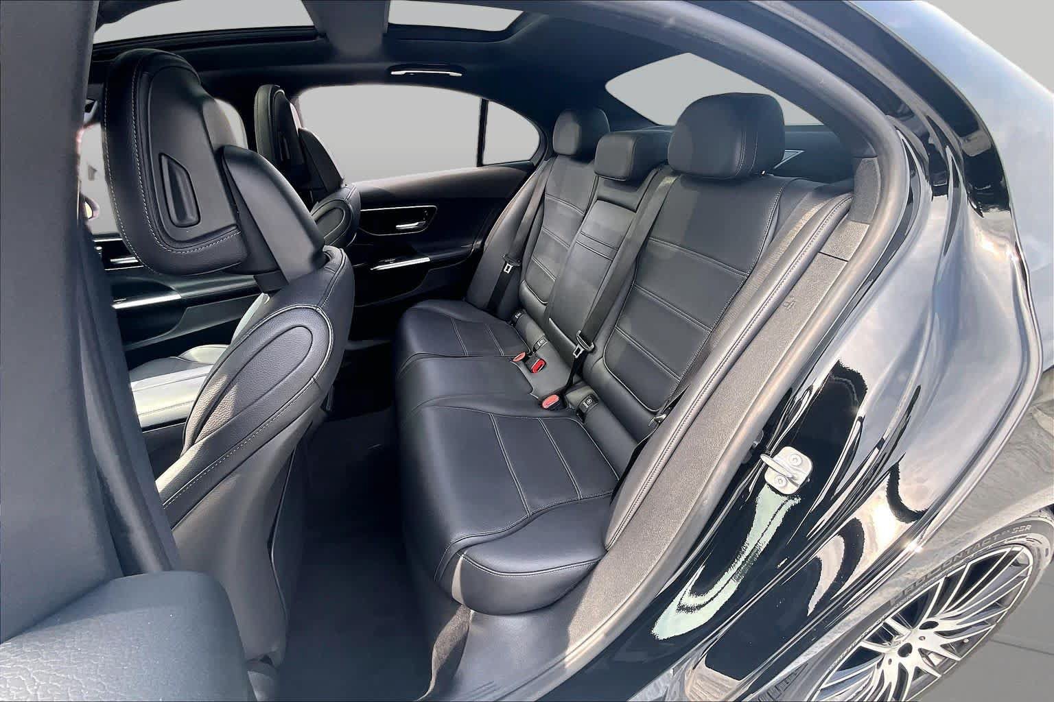 Used 2024 Mercedes-Benz C 300 Sedan image 20