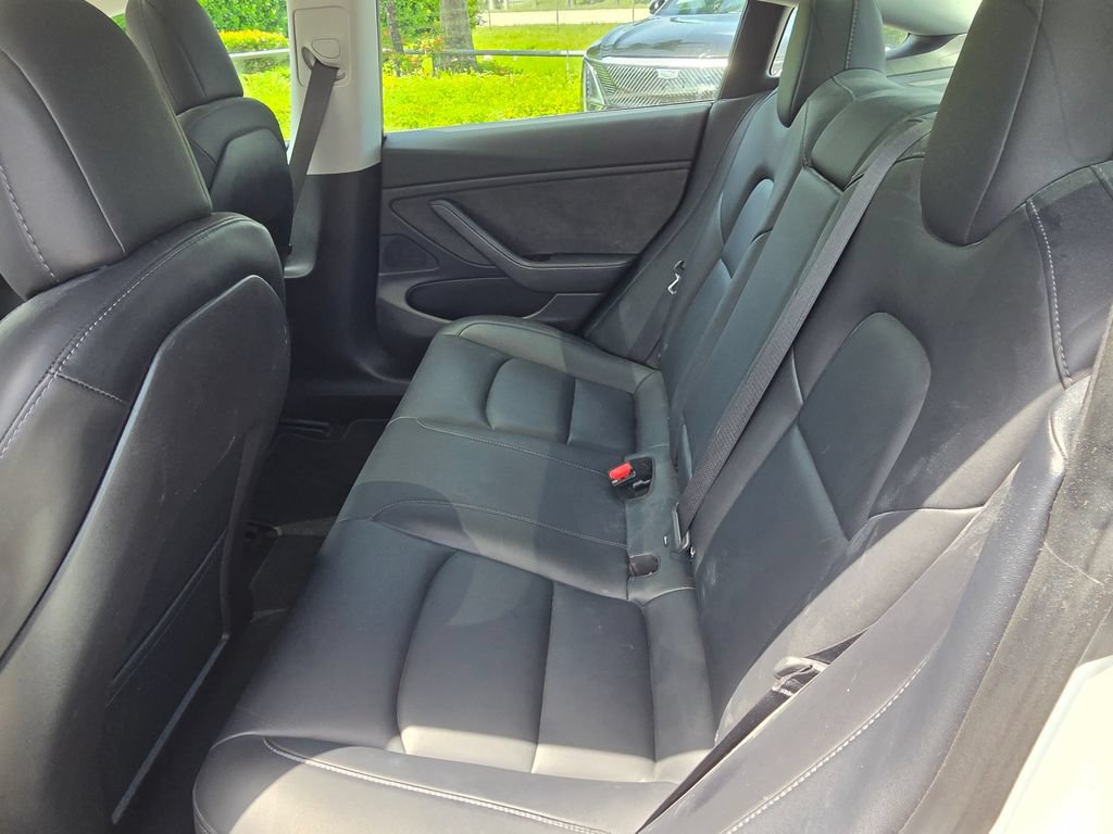 Used 2018 Tesla Model 3 Mid Range RWD image 18