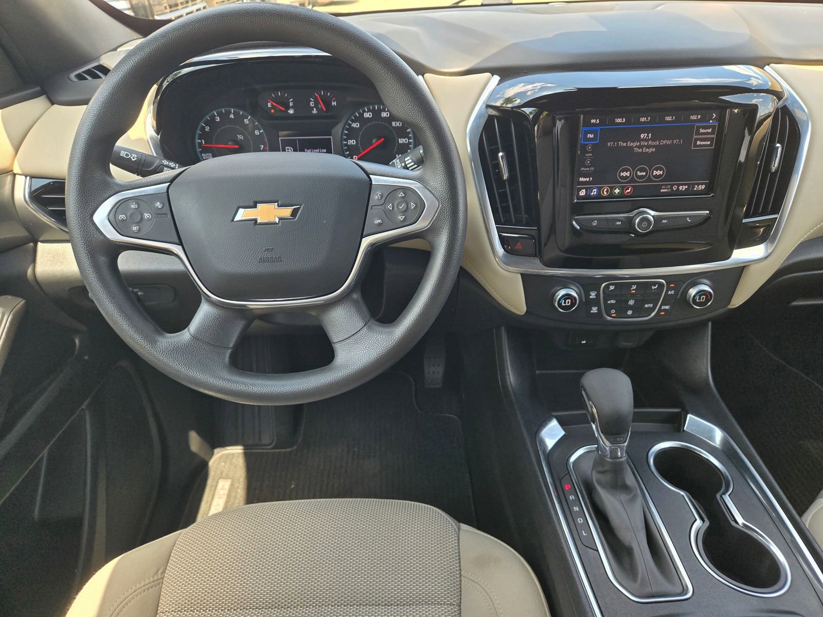 Used 2023 Chevrolet Traverse LS w/ Safety Package FWD image 10
