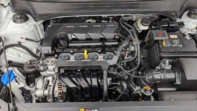 Used 2026 Hyundai Venue SEL FWD image 31