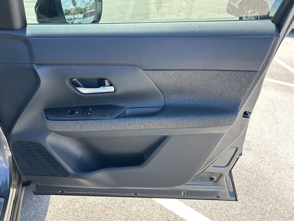 New 2026 Nissan Kicks SV w/ SV Premium Package image 41