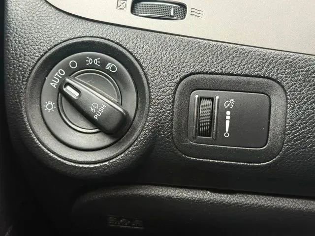 Used 2019 Dodge Journey Crossroad AWD/4WD image 20