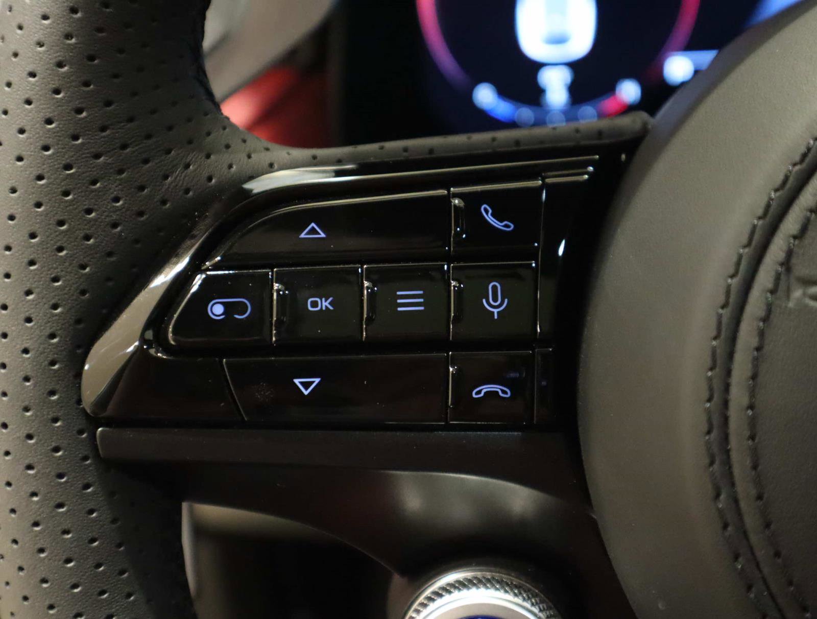 New 2025 Maserati Grecale Modena image 27