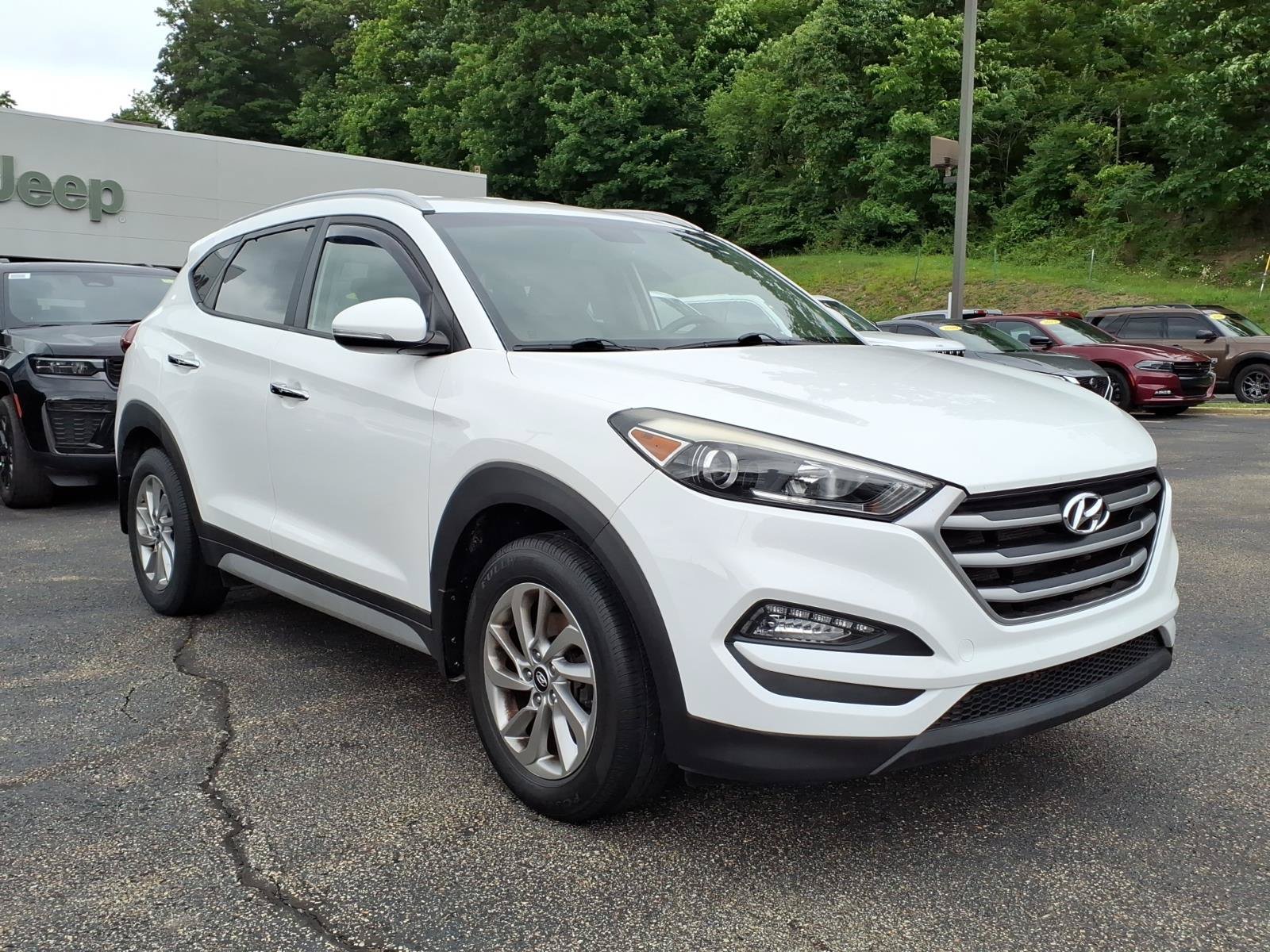 Used 2018 Hyundai Tucson SEL Plus w/ Cargo Package AWD/4WD image 6