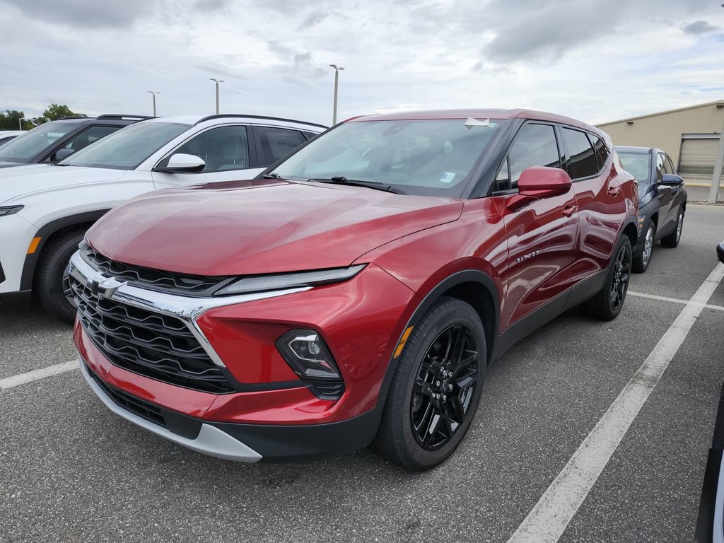 Used 2023 Chevrolet Blazer LT FWD image 9