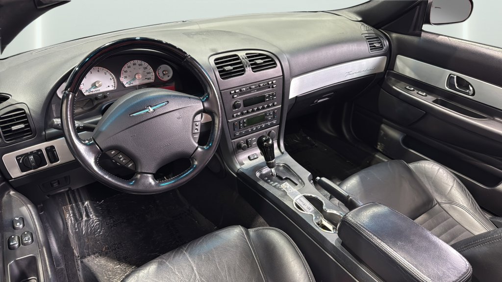 Used 2003 Ford Thunderbird Deluxe image 16