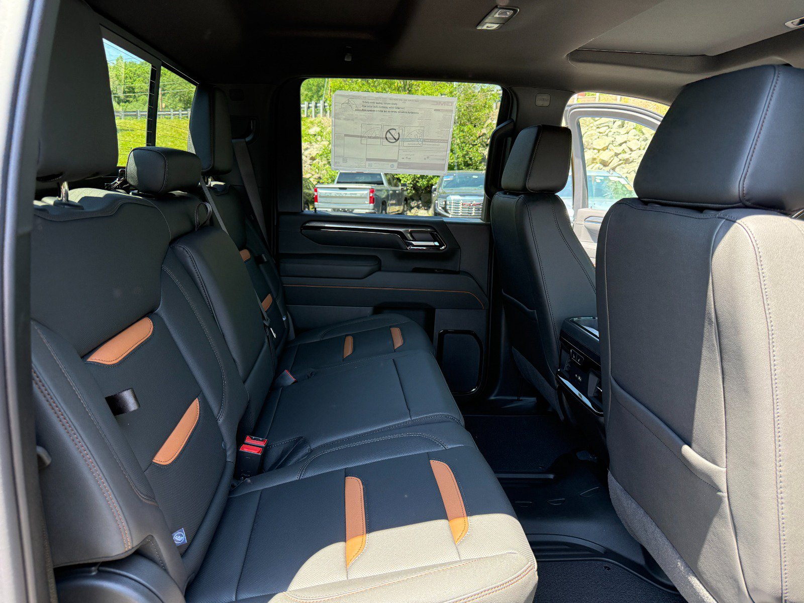 New 2026 GMC Sierra 2500 AT4 AWD/4WD image 21