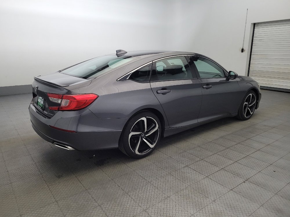 Used 2018 Honda Accord Sport image 10