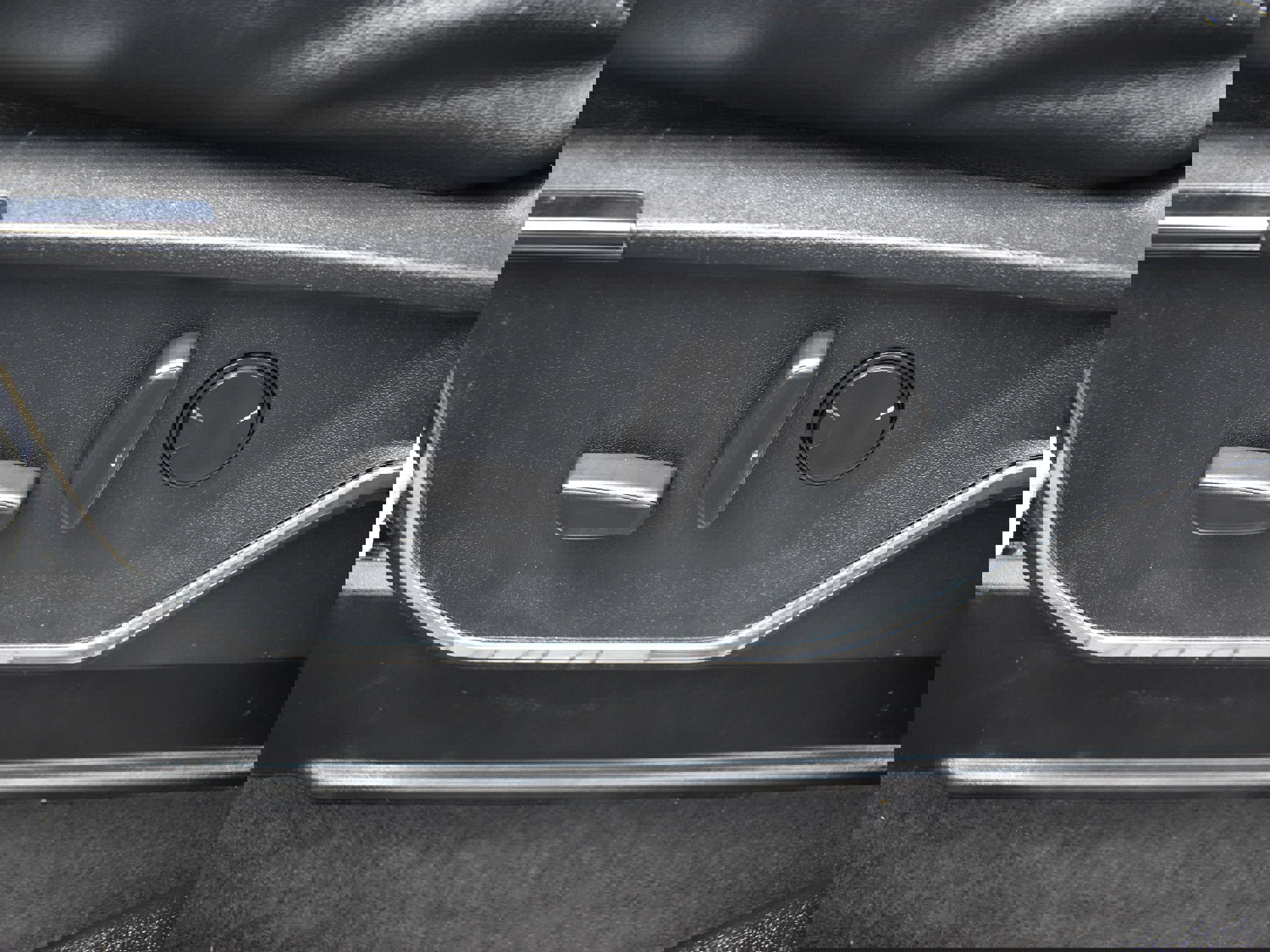 Used 2023 Ford F150 Lariat image 11