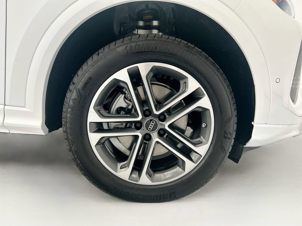 New 2026 Audi Q5 Premium AWD/4WD image 31