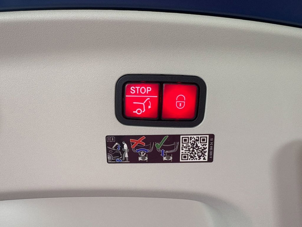 Used 2023 Mercedes-Benz AMG GT 53 image 35