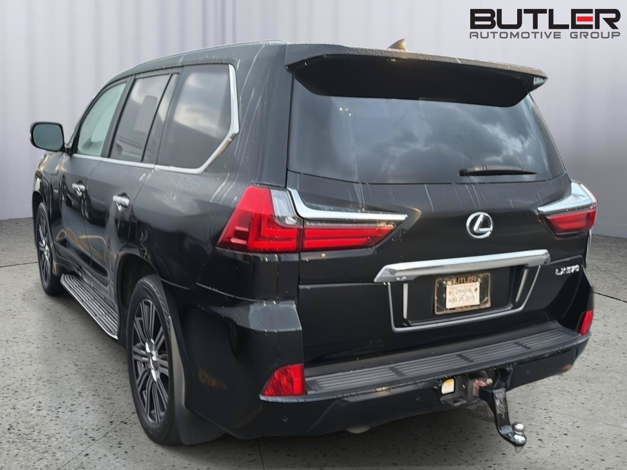 Used 2018 Lexus LX 570 4WD w/ Luxury Package image 10