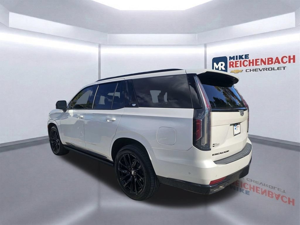 Used 2022 Cadillac Escalade Sport Platinum w/ LPO, ONYX Package AWD/4WD image 8