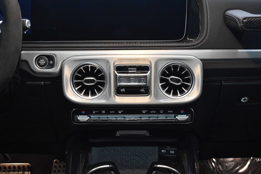 Used 2025 Mercedes-Benz G 63 AMG 4MATIC image 27