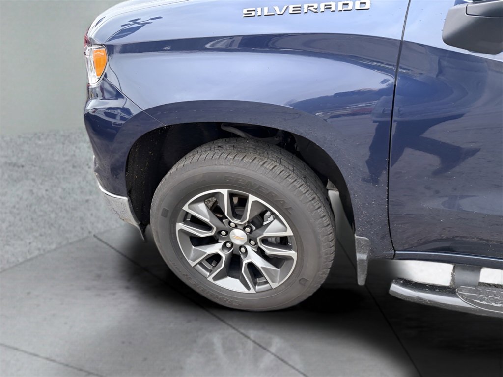 Used 2022 Chevrolet Silverado 1500 LT image 12