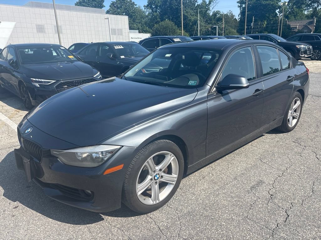 Used 2014 BMW 328d xDrive Sedan AWD/4WD image 3