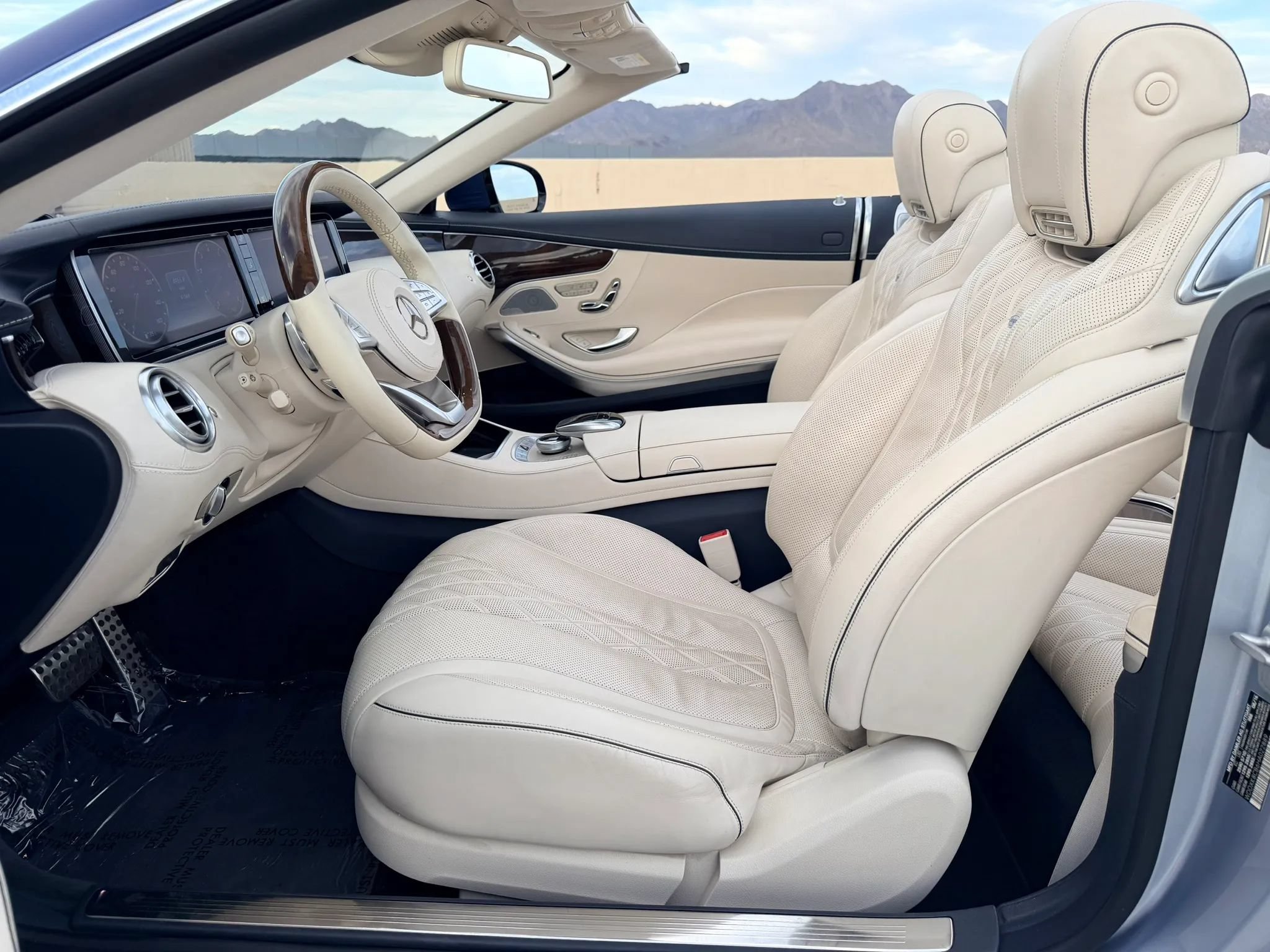 Used 2017 Mercedes-Benz S 550 Cabriolet image 19
